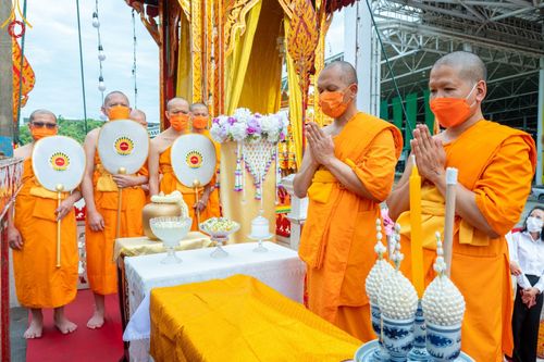 ภาพ No.49011:ประมวลภาพพิธีเก็บอัฐิและลอยอังคาร พระสุธรรมญาณวิเทศ  (สุธรรม สุธมฺโม)