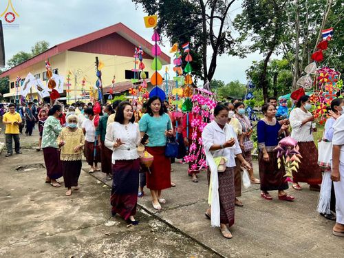 ภาพ No.53994:ประมวลภาพพิธีทอดกฐินสามัคคี ณ วัดโพธิ์สว่าง จ.มหาสารคาม (วันที่ 16 ตุลาคม พ.ศ. 2565)