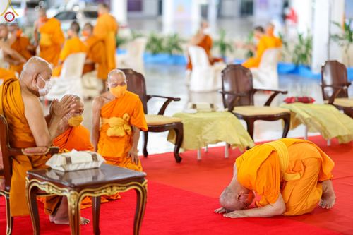 ภาพ No.48547:ประมวลภาพพิธีรำลึกถึงนักสร้างบารมี ในวันมหารำลึก ครั้งที่ 32 ณ วัดพระธรรมกาย