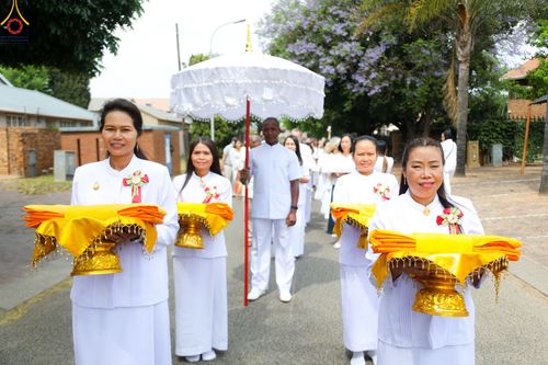 ภาพ No.53804:ประมวลภาพพิธีทอดกฐินสามัคคี ณ วัดพระธรรมกายโจฮันเนสเบิร์ก ประเทศ​แอฟริกาใต้ (วันที่ 16 ตุลาคม พ.ศ. 2565)