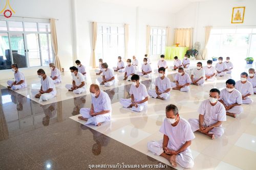 ภาพ No.40246:พิธีตัดปอยผม ปลงผม ขอขมารับผ้าไตรและพิธีบรรพชา ในโครงการอุปสมบท บูชาธรรมมหาปูชนียาจารย์ ประจำปี 2564 ชุดที่ 11