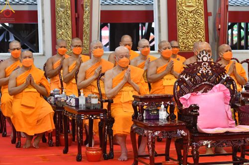 ภาพ No.49664:ประมวลภาพพิธีบำเพ็ญกุศลสวดพระอภิธรรมศพอุทิศถวายพระเดชพระคุณพระเทพวรเวที (บุญศรี ปุญฺญสิริ ป.ธ.4) 