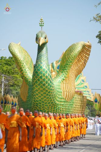 ภาพ No.42640:พิธีอัญเชิญมยุรนาวากาศ ประดิษฐาน ณ อาคาร 100 ปี เนื่องในวันคล้ายวันเกิด ครบ 113 ปี คุณยายอาจารย์มหารัตนอุบาสิกาจันทร์ ขนนกยูง