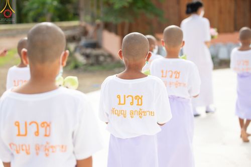 ภาพ No.44053:ประมวลภาพพิธีบรรพชาสามเณร โครงการบรรพชาสามเณรฟื้นฟูพระพุทธศาสนาทั่วไทย ณ ศูนย์อบรมเยาวชนธุดงคสถานชุมพร