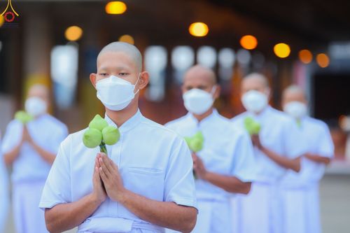 ภาพ No.50980:ประมวลภาพพิธีบรรพชาอุปสมบท โครงการบรรพชาอุปสมบทหมู่ รุ่นวันครูวิชชาธรรมกาย ปีพุทธศักราช 2565