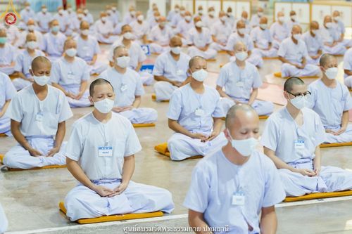พิธีตัดปอยผม ปลงผม ขอขมารับผ้าไตรและพิธีบรรพชา ในโครงการอุปสมบท บูชาธรรมมหาปูชนียาจารย์ ประจำปี 2564 ชุดที่ 7
