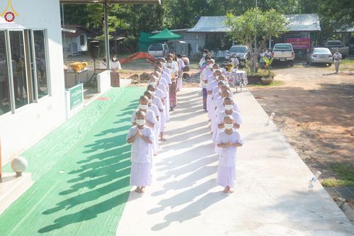 ภาพ No.44624:ประมวลภาพพิธีบรรพชา โครงการบรรพชาสามเณรฟื้นฟูพระพุทธศาสนาทั่วไทย ณ ธุดงคสถานสุราษฎร์ธานี