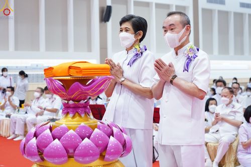 ภาพ No.53965:ประมวลภาพพิธีทอดกฐินบรมจักรพรรดิ ณ สถาบันธรรมชัย (วันที่ 16 ตุลาคม พ.ศ. 2565)