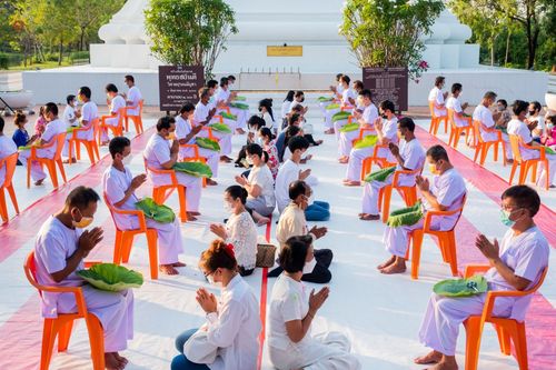 ภาพ No.43614:พิธีตัดปอยผมธรรมทายาท ณ เมืองโบราณ จ.สมุทรปราการ