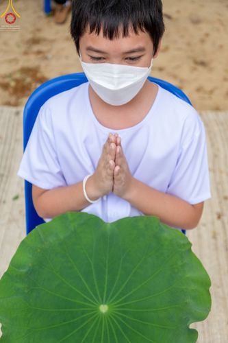 ภาพ No.43875:ประมวลภาพพิธีปลงผมธรรมทายาท โครงการบรรพชาสามเณรฟื้นฟูพระพุทธศาสนาทั่วไทย ณ ศูนย์อบรมเยาวชนนครปฐม