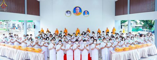 ภาพ No.52160:ประมวลภาพพิธีสักการะพระมงคลเทพมุนี (สด จนฺทสโร) ณ ศูนย์ปฏิบัติธรรมพระมงคลเทพมุนี