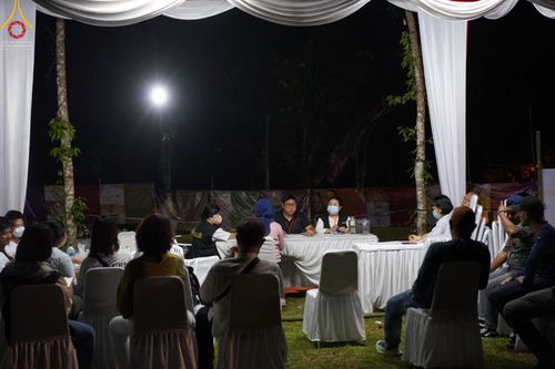 ภาพ No.46463:พิธีจุดโคมวิสาขประทีป วันวิสาขบูชา พ.ศ. 2565 ณ ประเทศอินโดนีเซีย