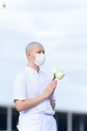 ภาพ No.47512:ประมวลภาพพิธีขอขมาและมอบผ้าไตร โครงการบรรพชาอุปสมบทหมู่ รุ่นเข้าพรรษา 2565