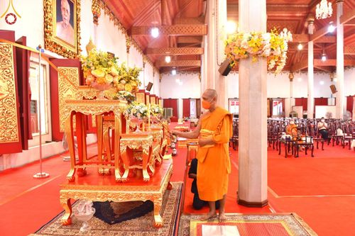 ภาพ No.51550:ประมวลภาพพิธีบำเพ็ญกุศลสวดพระอภิธรรม พระเทพวรเวที (บุญศรี ปุญฺญสิริ ป.ธ.4) อดีตผู้ช่วยเจ้าอาวาสวัดปากน้ำ