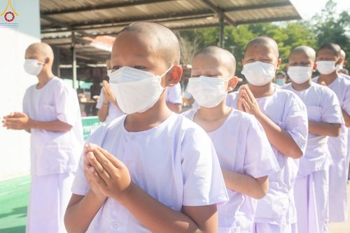 ภาพ No.44623:ประมวลภาพพิธีบรรพชา โครงการบรรพชาสามเณรฟื้นฟูพระพุทธศาสนาทั่วไทย ณ ธุดงคสถานสุราษฎร์ธานี