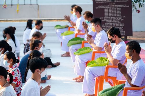 ภาพ No.43620:พิธีตัดปอยผมธรรมทายาท ณ เมืองโบราณ จ.สมุทรปราการ