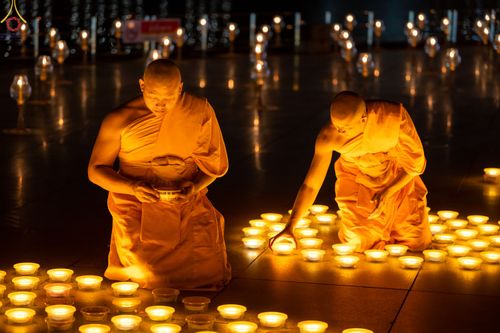 ภาพ No.55328:ประมวลภาพพิธีลอยกระทงธรรม ณ วัดพระธรรมกาย (วันที่ 8 พฤศจิกายน พ.ศ. 2565)