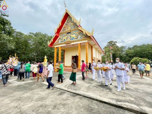 ภาพ No.53477:ประมวลภาพพิธีทอดกฐินสามัคคี ณ วัดไผ่พันมือ จ.สุพรรณบุรี (วันที่ 15 ตุลาคม พ.ศ. 2565)