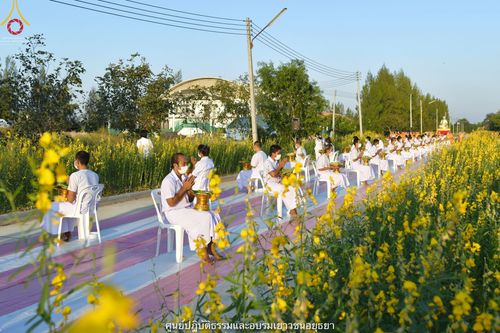 ภาพ No.39772:พิธีตัดปอยผม ปลงผม ขอขมารับผ้าไตรและพิธีบรรพชา ในโครงการอุปสมบท บูชาธรรมมหาปูชนียาจารย์ ประจำปี 2564 ชุดที่ 6