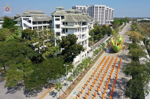 ภาพ No.42643:พิธีอัญเชิญมยุรนาวากาศ ประดิษฐาน ณ อาคาร 100 ปี เนื่องในวันคล้ายวันเกิด ครบ 113 ปี คุณยายอาจารย์มหารัตนอุบาสิกาจันทร์ ขนนกยูง