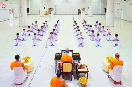 ภาพ No.47438:ประมวลภาพพิธีตัดปอยผม โครงการบรรพชาอุปสมบทหมู่ รุ่นเข้าพรรษา 2565