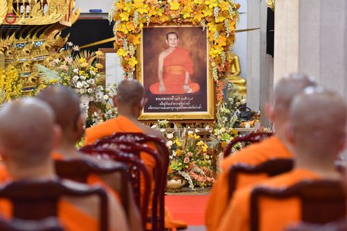 ภาพ No.49663:ประมวลภาพพิธีบำเพ็ญกุศลสวดพระอภิธรรมศพอุทิศถวายพระเดชพระคุณพระเทพวรเวที (บุญศรี ปุญฺญสิริ ป.ธ.4) 