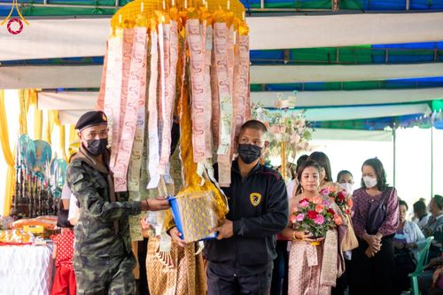 ภาพ No.56553:ประมวลภาพพิธีทอดกฐินสามัคคี ณ ที่พักสงฆ์ห้วยหนึ่ง อ.สวนผึ้ง จ.ราชบุรี