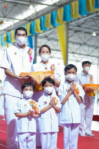 ภาพ No.38733:พิธีทอดกฐินสามัคคี ณ สภาธรรมกายสากล วัดพระธรรมกาย