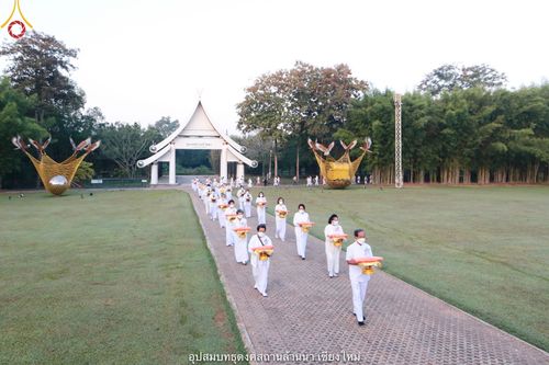 ภาพ No.40656:พิธีตัดปอยผม ปลงผม ขอขมารับผ้าไตรและพิธีบรรพชา ในโครงการอุปสมบท บูชาธรรมมหาปูชนียาจารย์ ประจำปี 2564 ชุดที่ 15