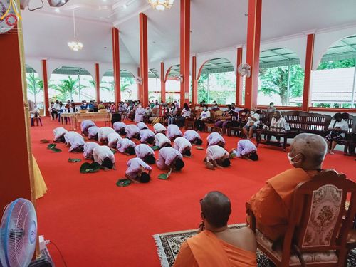 ภาพ No.45730:ประมวลภาพกิจกรรม โครงการบรรพชาสามเณรฟื้นฟูพระพุทธศาสนาทั่วไทย ณ วัดเวฬุวัน และศูนย์ปฏิบัติธรรมและอบรมเยาวชนยะลา