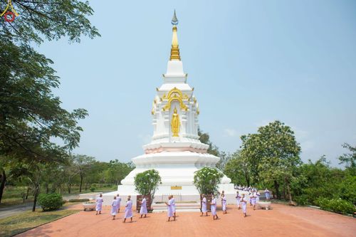 ภาพ No.43663:เมืองโบราณ ร่วมกับกองนครหลวง 6 จัดพิธีบรรพชาถวายเป็นพุทธบูชา