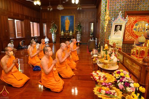 ภาพ No.40617:วัดพระธรรมกาย เป็นเจ้าภาพพิธีบำเพ็ญกุศลสวดพระอภิธรรมอุทิศถวายพระเดชพระคุณ พระวิสุทธิวงศาจารย์