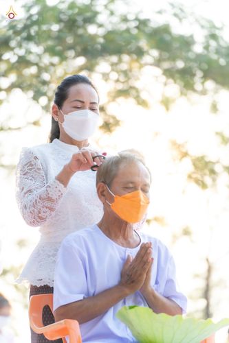 ภาพ No.43617:พิธีตัดปอยผมธรรมทายาท ณ เมืองโบราณ จ.สมุทรปราการ