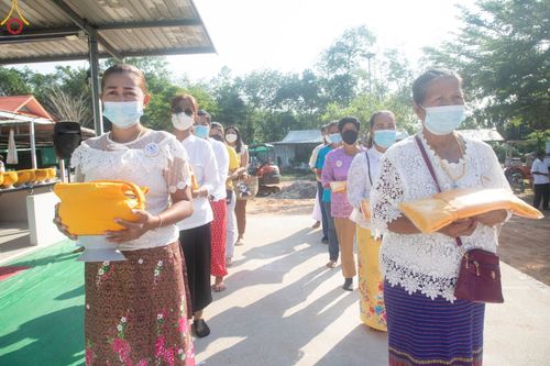 ภาพ No.44625:ประมวลภาพพิธีบรรพชา โครงการบรรพชาสามเณรฟื้นฟูพระพุทธศาสนาทั่วไทย ณ ธุดงคสถานสุราษฎร์ธานี