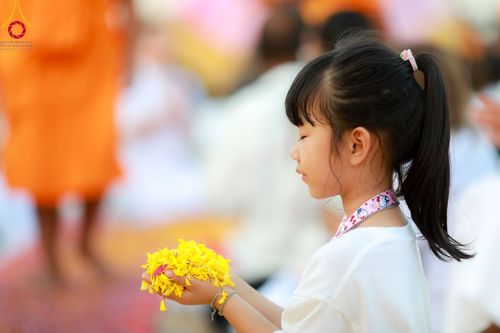 ภาพ No.107935:พิธีต้อนรับพระธรรมยาตรา ในโครงการธรรมยาตรากตัญญูบูชา มหาปูชนียาจารย์ พระมงคลเทพมุนี(สด จนฺทสโร) พระผู้ปราบมาร อนุสรณ์สถาน 7 แห่ง ปีที่ 12 วันที่ 7 มกราคม พ.ศ. 2567 ณ อนุสรณ์สถานคลองบางนางแท่น  อ.สามพราน จ.นครปฐม