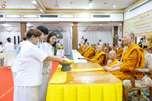 ภาพ No.235059:วันเสาร์ที่ 26 กรกฎาคม พ.ศ. 2568 พิธีทอดผ้าป่าบูรณปฏิสังขรณ์ วัดสามพระยาวรวิหาร ณ ศาลาอบรมสงฆ์ วัดสามพระยาวรวิหาร เขตพระนคร กรุงเทพมหานครฯ