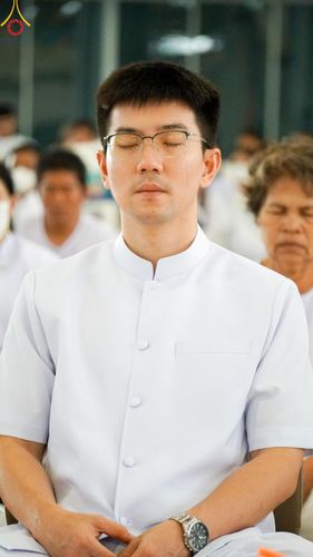 ภาพ No.123093:พิธีตักบาตร และพิธีบูชาข้าวพระ ในวันอาทิตย์ต้นเดือนที่ 4 กุมภาพันธ์ พ.ศ. 2567 ณ วัดพระธรรมกาย จ.ปทุมธานี