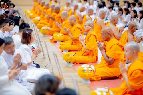 ภาพ No.217266:วันเสาร์ที่ 12 เมษายน พ.ศ. 2568 พิธีบรรพชา พิธีขอศีลและขอนิสสัย พิธีมอบบาตร ในโครงการอุปสมบทหมู่ บูชาธรรมหลวงพ่อธัมมชโย, โครงการธรรมทายาท ระดับอุดมศึกษา รุ่นที่ 52 ,  โครงการบวชพระนานาชาติ AEC & WAB CEO รุ่นที่ 4 ณ วัดพระธรรมกาย