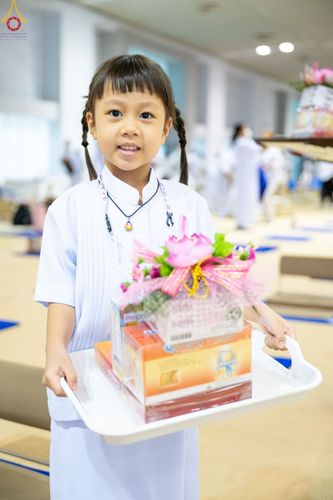 ภาพ No.85844:พิธีถวายคิลานเภสัชและอุปกรณ์การแพทย์ บูชาธรรมเนื่องในวันธรรมชัย วันที่ 19 สิงหาคม พ.ศ. 2566 ณ ห้องแก้วสารพัดนึก วัดพระธรรมกาย