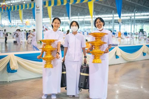 ภาพ No.88213:พิธีมุทิตาสักการะ เปรียญธรรม 9,6,3 และบาลีศึกษา 6,3  พิธีมอบดวงแก้วสามเณรทรงบาลีไวยากรณ์ วันอาทิตย์ 17 กันยายน พ.ศ. 2566 ณ สภาธรรมกายสากล วัดพระธรรมกาย