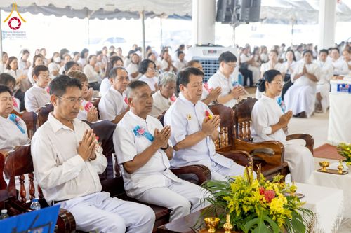 ภาพ No.230229:วันเสาร์ที่ 28 มิถุนายน พ.ศ. 2568 พิธีถวายสังฆทาน 323 วัด 4 จังหวัดชายแดนใต้ ปีที่ 21 ครั้งที่ 178 พิธีมอบกองทุนหนุนแรงใจช่วยครูใต้ ปีที่ 18 ครั้งที่ 142 ณ ศูนย์อบรมเยาวชนจังหวัดปัตตานี