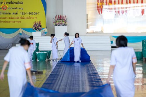 ภาพ No.167566:พิธีตักบาตรและพิธีบูชาข้าวพระ ในวันอาทิตย์ที่ 3 พฤศจิกายน พ.ศ. 2567 ณ วัดพระธรรมกาย