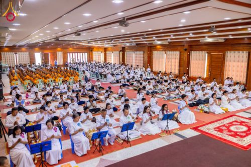 ภาพ No.200098:พิธีทอดผ้าป่าทำนุบำรุงศาสนสถาน ณ วัดบางไผ่นารถ ตำบลบางไทรป่า อำเภอบางเลน จังหวัดนครปฐม ในโครงการธรรมยาตรา กตัญญูบูชา มหาปูชนียาจารย์ พระมงคลเทพมุนี(สด จนฺทสโร) พระผู้ปราบมาร อนุสรณ์สถาน 7 แห่ง ปีที่ 13 วันที่ 22 มกราคม พ.ศ. 2568