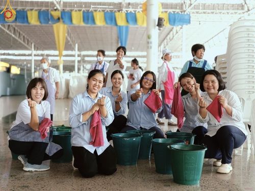 ภาพ No.61417:V.36 ทุ่มเทเพื่อพ่อ 80 ปี ภาพการเตรียมงานของหน่วยงานต่างๆ เพื่อพิธีฉลองอายุวัฒนมงคล 80 ปี หลวงพ่อธัมมชโย และรับถวายมหาสังฆทาน 10,000 กว่าวัดทั่วประเทศ ในวันคุ้มครองโลก จันทร์ที่ 22 เมษายน พ.ศ.2567