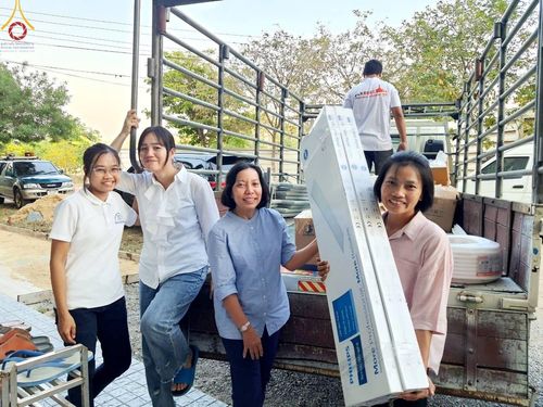 ภาพ No.125881:V.29 ทุ่มเท เพื่อโคราช การเตรียมงานของหน่วยงานต่างฯ เพื่อพิธีทำบุญเมืองนครราชสีมา ฉลอง 556 ปี ตักบาตรพระ 10,000 รูป ในวันเสาร์ที่ 2 มีนาคม พ.ศ.2567 ณ อนุสาวรีย์ท้าวสุรนารี จ.นครราชสีมา จัดโดย คณะสงฆ์จังหวัดนครราชสีมา ร่วมกับสำนักงานจังหวัดนครราชสีมา