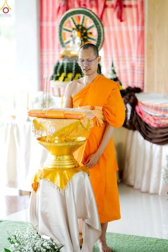 ภาพ No.234287:พิธีมุทิตาสักการะ "พระสิริรัตนเมธี" เจ้าคณะจังหวัดเลย ,พิธีถวายไทยธรรม ๙ วัด และพิธีทอดผ้าป่าเพื่อสร้างทุกสิ่ง  ในวาระทำบุญครบรอบ ๑๐ ปี ณ ศูนย์ปฏิบัติธรรมแก้วภูเรือ อ.ภูเรือ จ.เลย