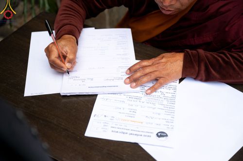 ภาพ No.209844:วันที่ 28 กุมภาพันธ์ พ.ศ.2568 พิธีเปิดโครงการบวชสามเณร พิธีถวายไทยธรรม พิธีขอขมามอบผ้าไตร  ณ เมืองปาตัน ประเทศเนปาล