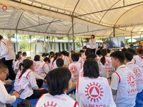 ภาพ No.108728:V.6 บุญเข้า การเตรียมงาน เก็บงาน การรับบุญของเจ้าหน้าที่หน่วยงานต่างๆ เพื่อโครงการธรรมยาตรา กตัญญูบูชามหาปูชนียาจารย์ พระมงคลเทพมุนี (สด จนฺทสโร) พระผู้ปราบมาร อนุสรณ์สถาน 7 แห่ง ปีที่ 12 ระหว่างวันที่ 2 - 31 มกราคม พ.ศ.2567