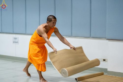 ภาพ No.60596:V.38 ทุ่มพลังเพื่อพ่อครบ 80 ปี ภาพการเตรียมงานของหน่วยงานต่างๆ เพื่อพิธีฉลองอายุวัฒนมงคล 80 ปี หลวงพ่อธัมมชโย และรับถวายมหาสังฆทาน 10,000 กว่าวัดทั่วประเทศ ในวันคุ้มครองโลก วันจันทร์ที่ 22 เมษายน พ.ศ. 2567