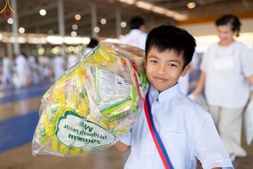 ภาพ No.124499:พิธีตักบาตรในวันมาฆบูชา ณ บ้านแก้วเรือนทองคุณยายฯ วัดพระธรรมกาย จ.ปทุมธานี วันเสาร์ที่ 24 กุมภาพันธ์ พ.ศ. 2567